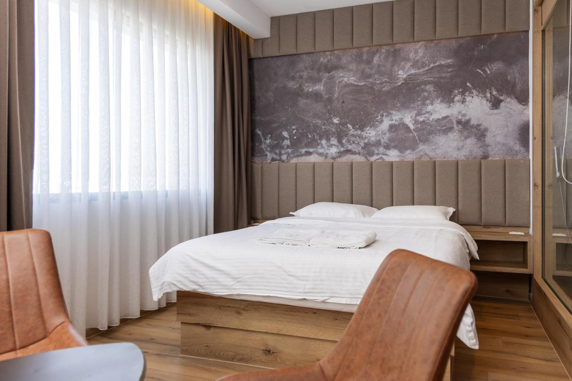 Roadside Hotel Lipjan Экстерьер фото